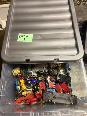 Hot Wheels, Matchbox, ect. Autos Konvolut Sammlerstücke Die Cast 