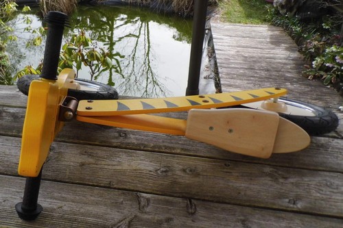 Laufrad im Tiger-Design - aus Holz - mit 12" Luftbereifung - neuwertig - Bild 7 von 8