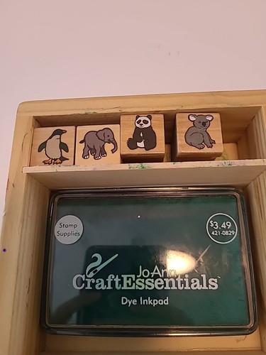 Melissa & Doug Wooden Tray, Zoo Animal Stamp Set Of 8, 2 Ink Pads Green Red - Picture 3 of 5