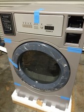 Crossover 2.0 Series DLHF0817EC2 27" Commercial Electric Vented Dryer in Silver