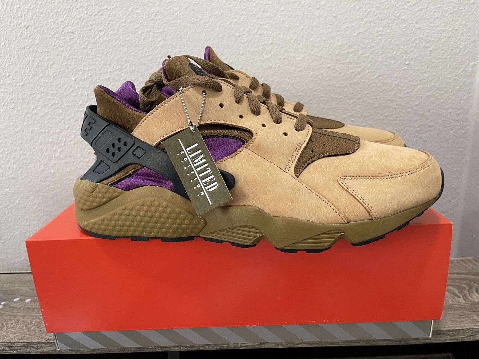 大きな割引 30周年 オリジナル復刻AIR HUARACHE PRALINE新品26.5cm ...