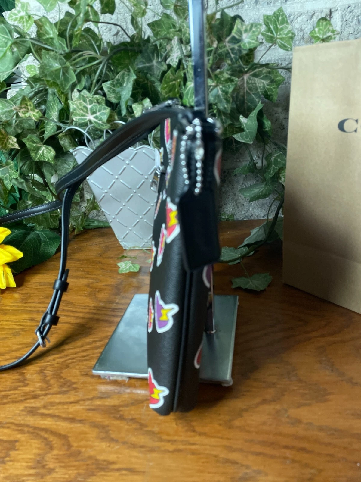 BORSA A TRACOLLA COACH MINI ROWAN FILE BAG CW418 NUOVA CON ETICHETTE CON STAMPA BULLONE CUORE