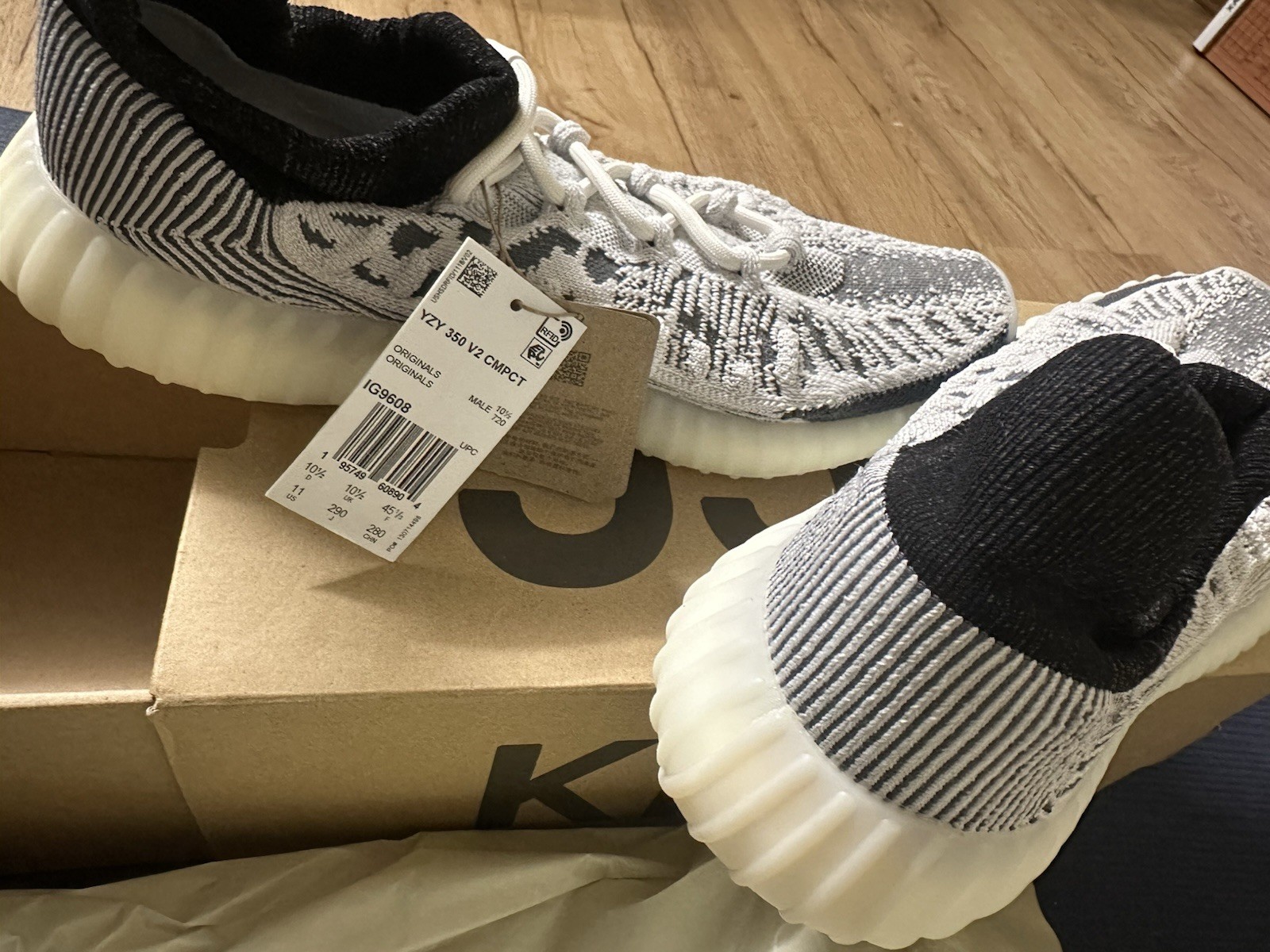 adidas Yeezy Boost 350 V2 CMPCT Primeknit Panda Slate White IG9608 Men's Sneaker thumbnail 10