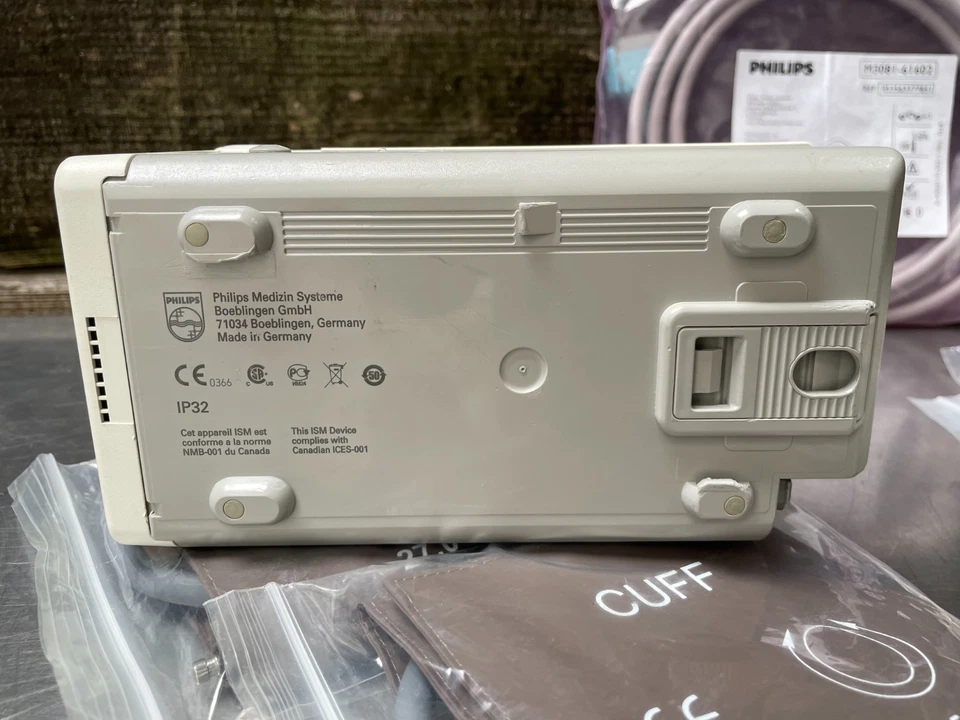 MONITOR PHILIPS INTELLIVUE X2 M3002A con BATT, SpO2; Manguera NUEVA EN CAJA, puños, ECG Foto 4 de 4