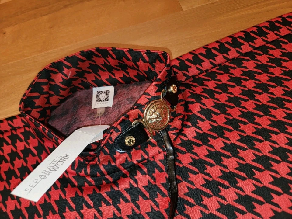 Anne Klein Black Red Houndstooth Lion Head Closure Poncho Cape Jecket Size L-NWT - Image 2 of 4