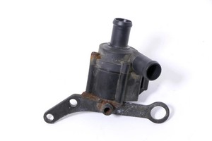 VW Audi Touareg Zusatzwasserpumpe Wasserpumpe Pumpe 059121012A ORIGINAL