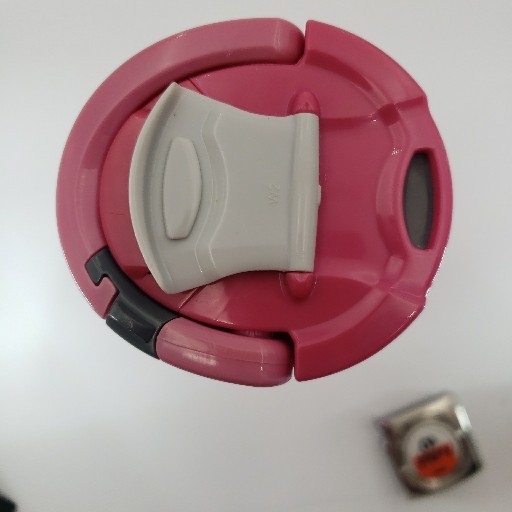 Contigo 24 oz Autoseal Water Bottle BPA-Free Plastic Purple Clip Handle Preowned