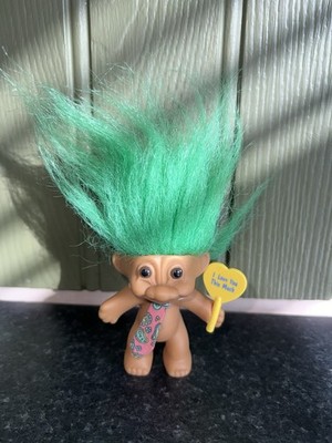 Vintage 1990s Trolls RUSS Troll 6,5'' Green Hair - ''I love you so much'' Sign