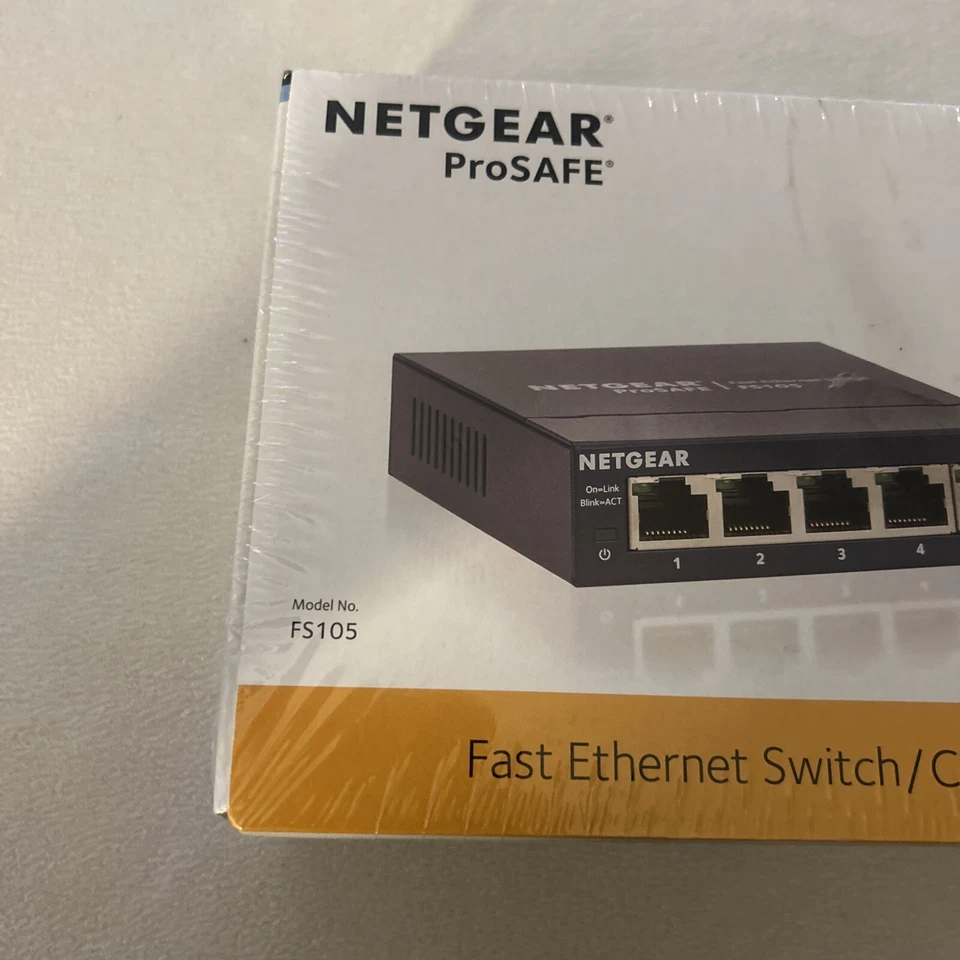 NEW......NETGEAR ProSafe GS105 5-Ports Gigabit Desktop Switches.. - Image 2 of 4