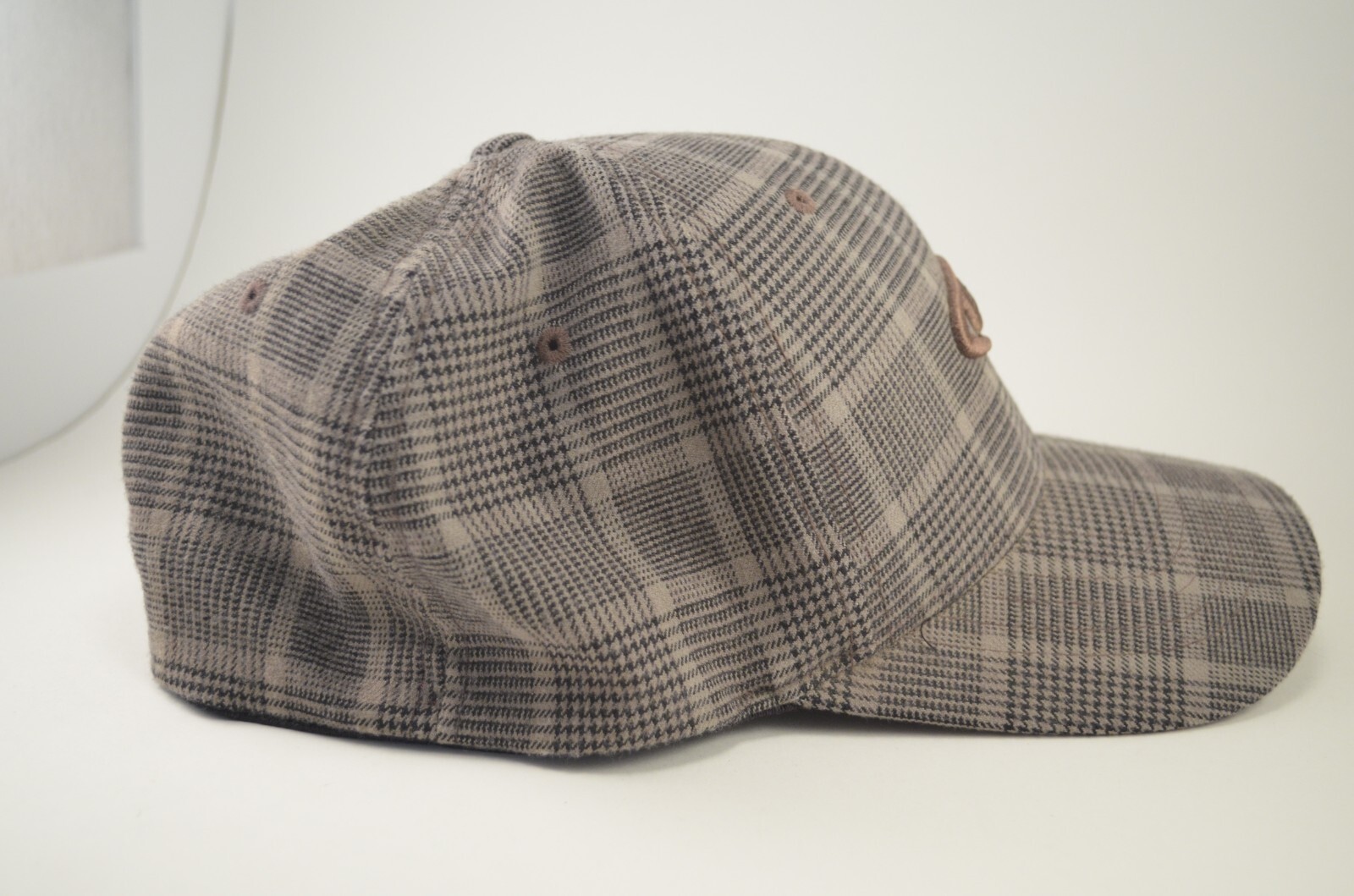 O'Neill Hat Checkered Houndstooth Pattern Tan/Bro… - image 5