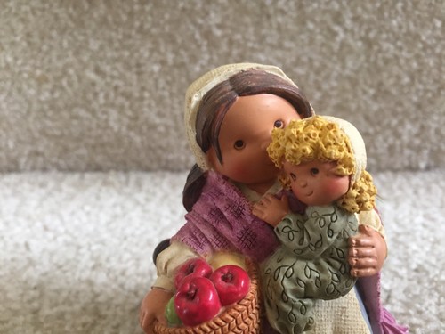 Enesco 1998 Friends of the Feather #378615 Fruitful Blessings FREE SHIP - Picture 3 of 9