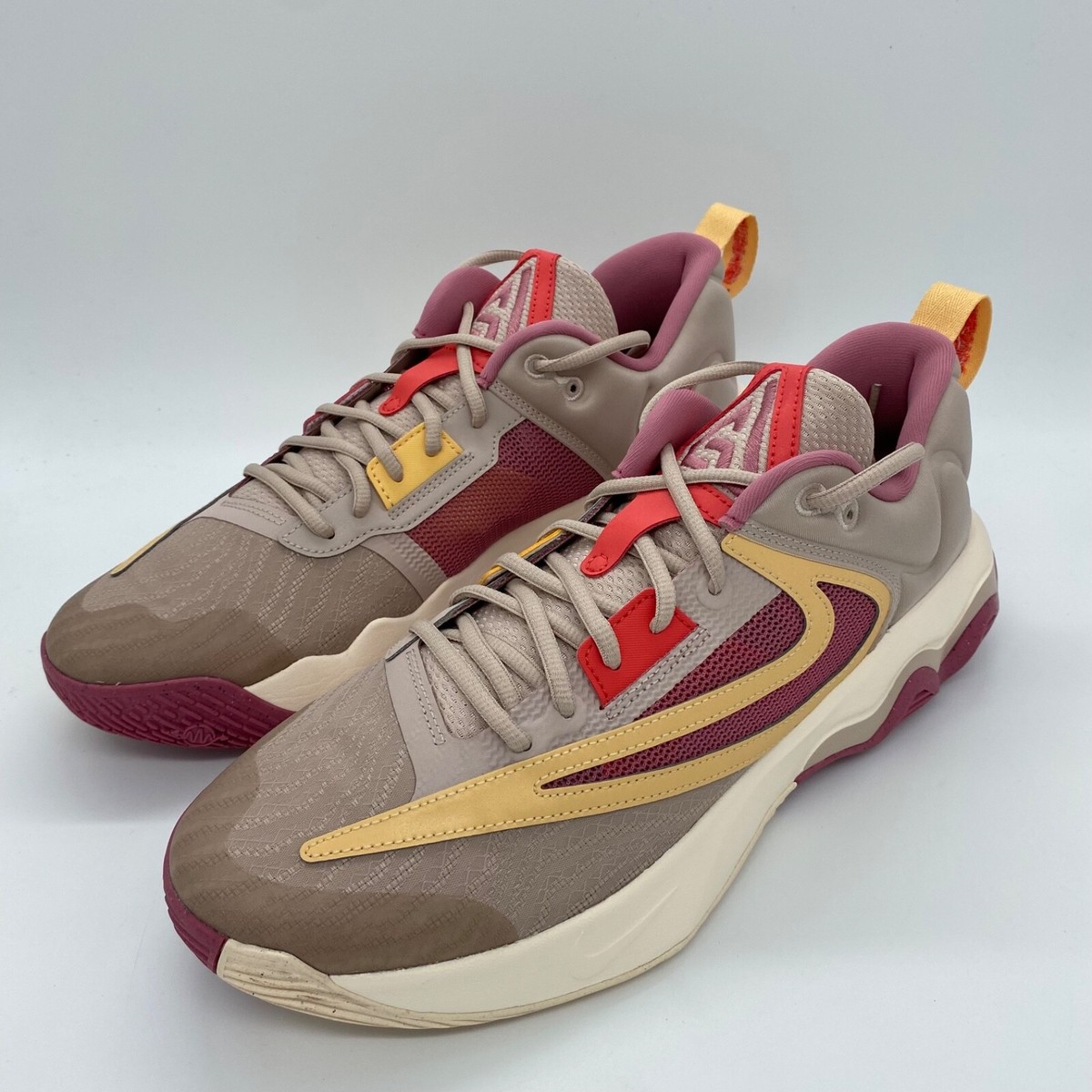 【新品】Nike Giannis Immortality 3 EP Nike Giannis Immortality 3 EP [DZ7534-200] Men Basketball