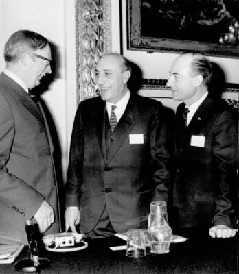 Higgins, Prime Minister Ireland, Carlo Russo, Italy, & Dr W K - 1971 Old Photo