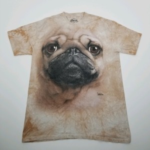 the mountain pug shirt