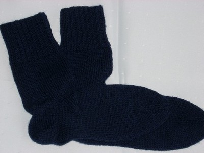 Wollsocken handgestrickt Gr. 39 Neu - ungetragen 75% Schurwolle dunkelblau