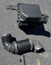2003-2007 Oem Dodge Ram Cummins 5.9l Diesel Air Intake Filter Box Housing Tube 2003-2007 Oem Dodge Ram Cummins 5.9l Diesel Air Intake Filter Box Housing Tube