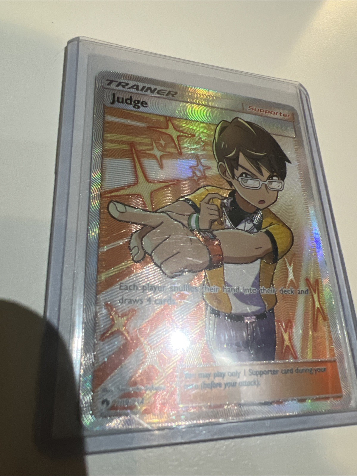 Judge Full Art 209/214 Sm-Lost Thunder Holo Card NM Condition