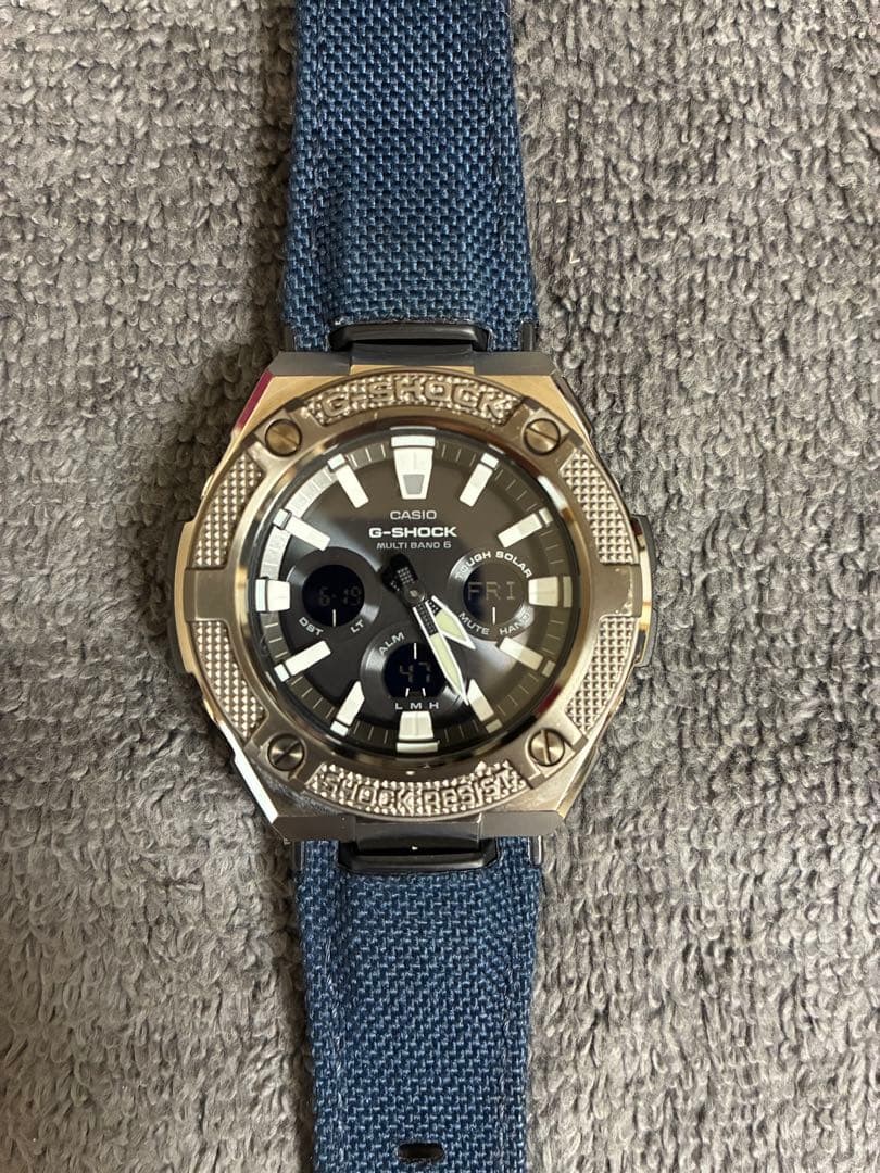 G-SHOCK G-STEEL GST-W330AC-2AJF 極美中古品。 Casio G-shock G-steel Gst-w330ac-2ajf Multiband6 Solar Radio Watch