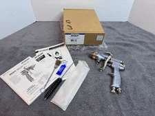 (LotA3) Binks 2100 Pressure Feed Conventional Spray Gun 66SS/66SD