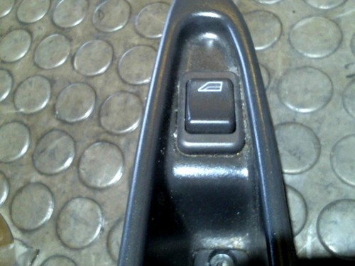 Schalter Fensterheber Hinten Links Volvo V40 1.9 D V 12 Monate Garantie