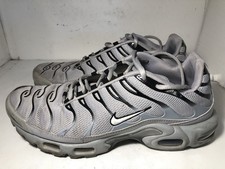 Nike Air Max Plus TN Tuned Wolf Grey Black White Men Size 11 Sneakers 852630-021