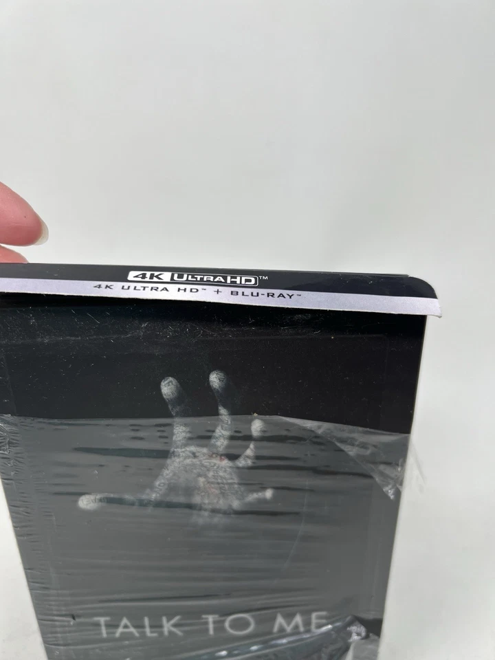 Talk to Me Steelbook (4K UHD + Blu-ray) REGION B new/seal & cardboard dmgd - Image 3 of 3