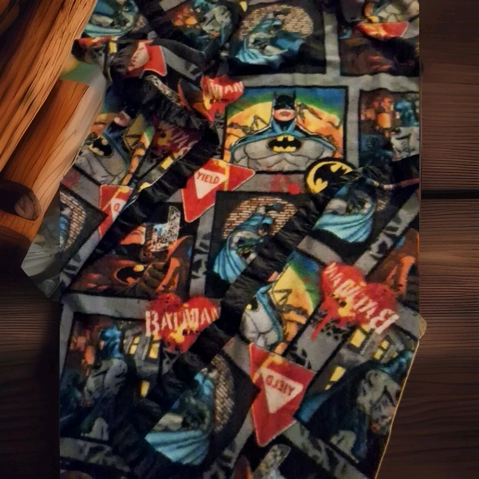 Batman Super Hero DC Comic Soft 2- Side Print Fleece Silk Lining Blanket 60"X72" - Image 2 of 4