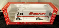 Crown Premiums Snap-on Tools Mt-55 Freightliner 1 32 Scale Check