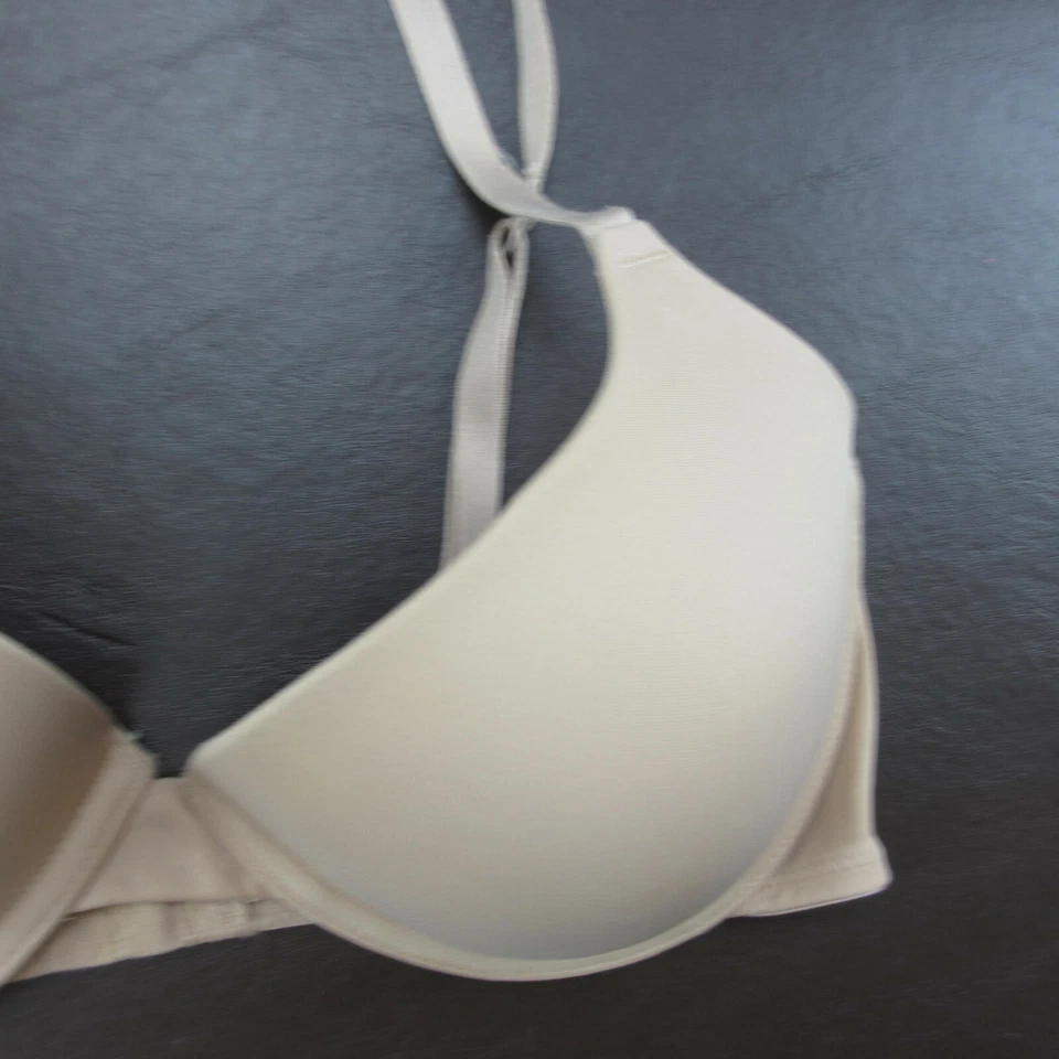 Sujetador Flirtitude Talla 36C Tostado Acolchado Inalámbrico Cierre Ajustable Espalda Foto 4 de 4