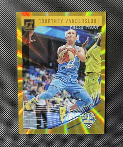2019 Panini Donruss WNBA - Press Proof Gold Laser #20 Courtney Vandersloot /10