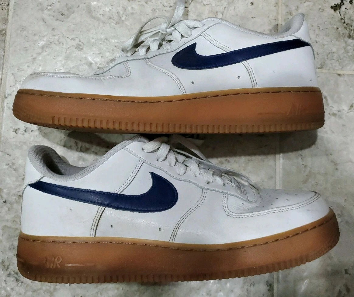 Men's Nike Air Force 1 '07 LV8 SE Reflective Swoosh Suede Casual Shoes