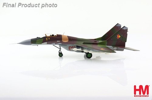 MIG-29A Fulcrum Jagdfliegergeschwader 3 Wladimir Komarow 1990 Hobbymaster HA6514 - Picture 2 of 8