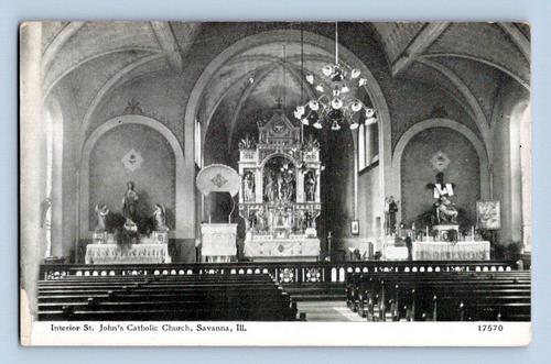 1910. INTERIOR ST. JOHN'S CATHOLIC CHURCH. SAVANNA, ILL. POSTCARD QQ22