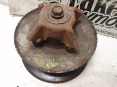 1960's SkiDoo Olympic 370 335 TNT .75 Shaft Screw On Primary Drive Clutch