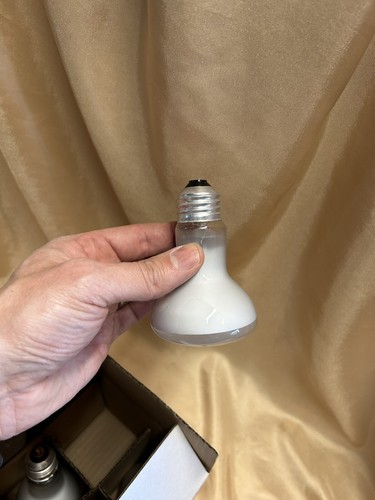 6 pack 45w e26 small-medium 2.5" diameter ~ 4" indoor track light bulb - Picture 3 of 6