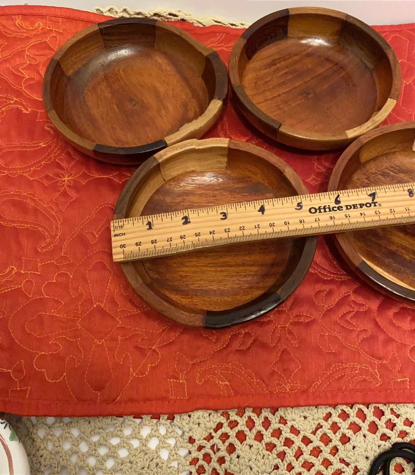 Vintage Handmade Mixed Wood Salad Bowl Set. 5.5” Set Of Four Beautiful Wood. - Image 4 of 4