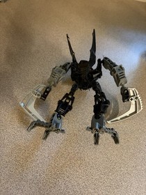 LEGO BIONICLE Chirox And Kirop (8693 & 8949)