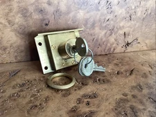 Vintage Union Brass Half Mortise Cylinder Till Lock + 3 Keys.