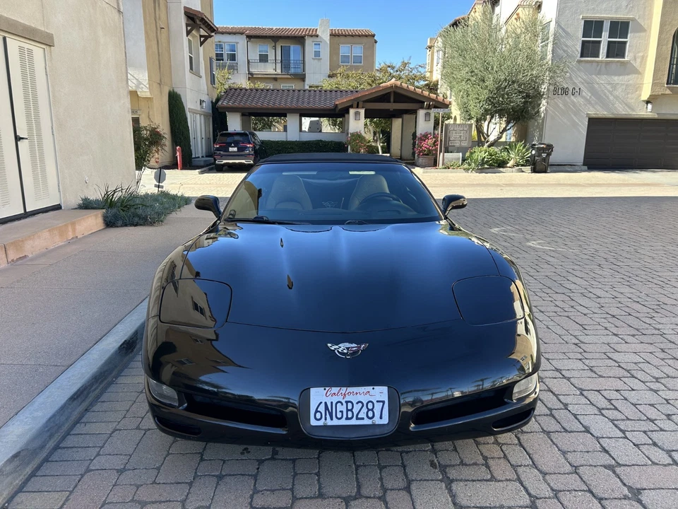 2003 Chevrolet Corvette  - Image 2 of 4