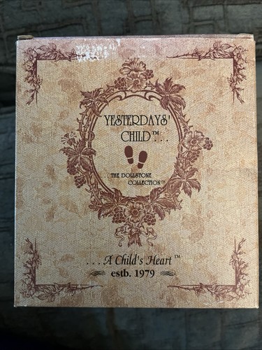 ¡NUEVO! Estatuilla numerada vals patinadores The Boyd’s Collection «YESTERDAY’S CHILD» - Imagen 5 de 5