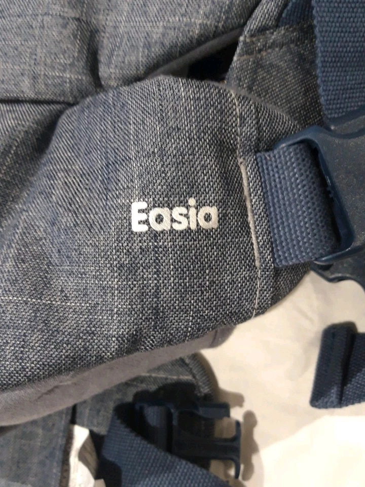 Porta-bebês recém-nascido Maxi-cosi Easia 3,5 - 12kg azul - Imagem 3 de 4