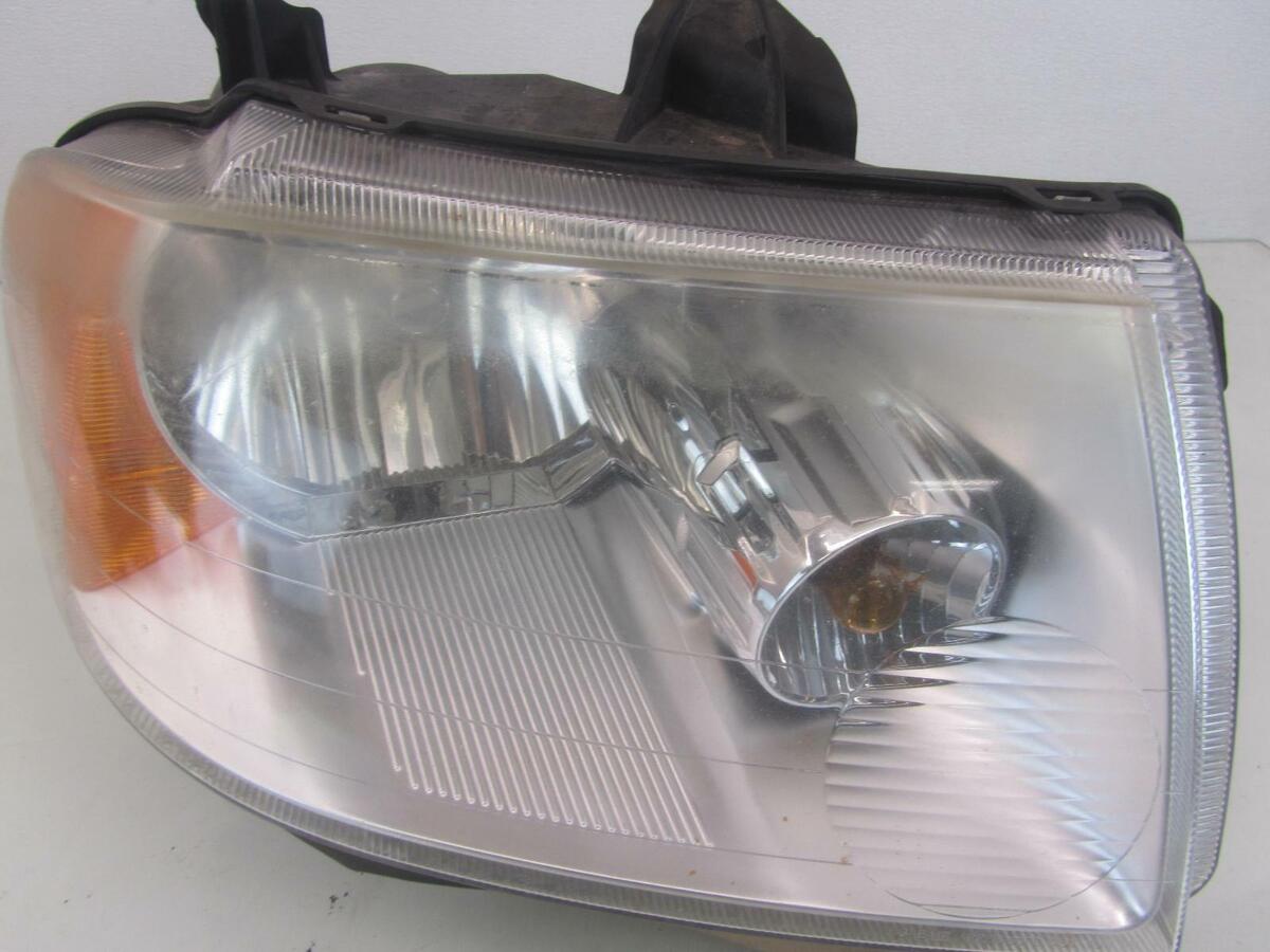 05-07 FORD FREESTYLE Right R Passenger Side Headlamp 05-07 FORD FREESTYLE Right R Passenger Side Headlamp