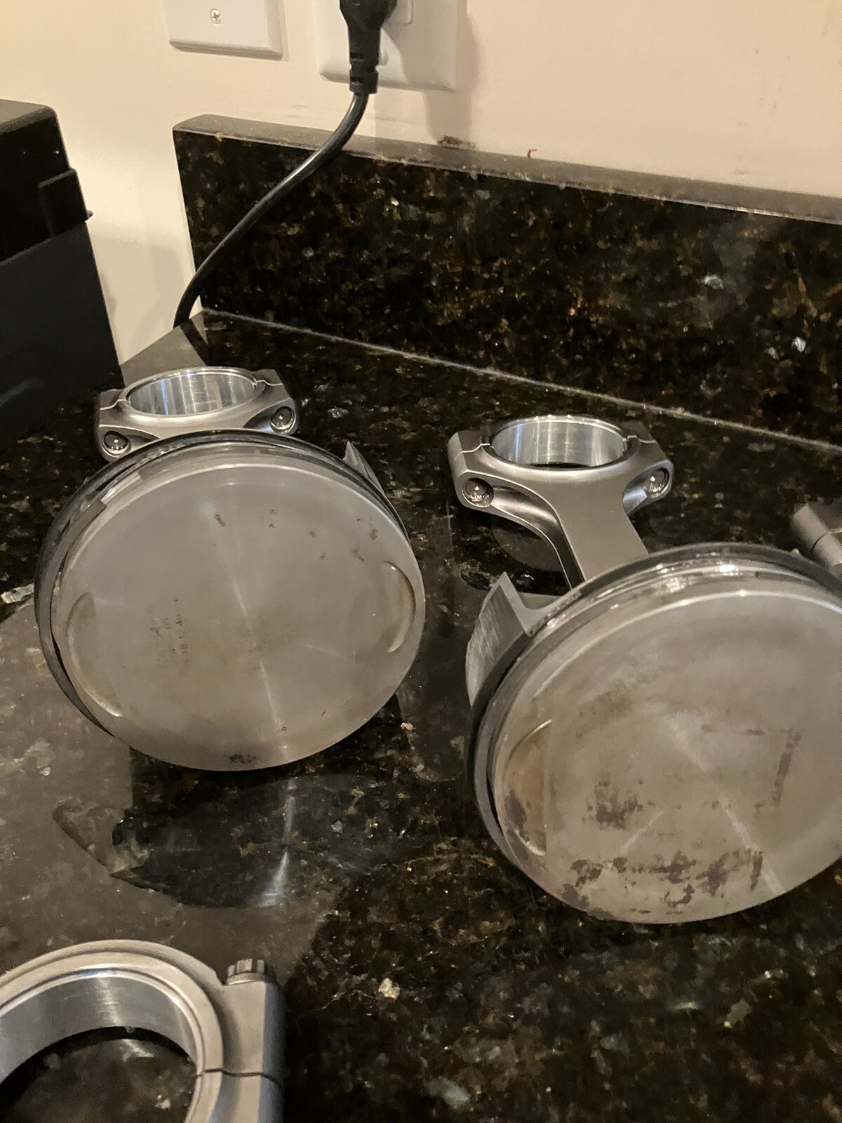 Lot of 8 Dodge Hellcat Mopar Pistons Molnar Rods ARP Studs Hemi Low