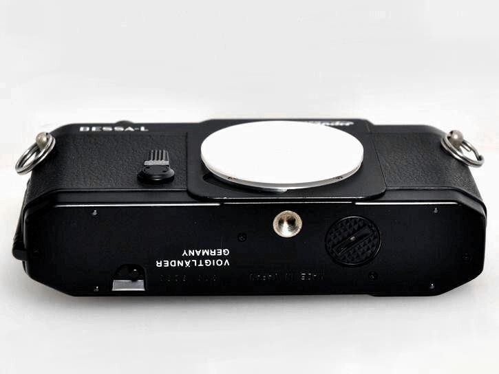 EXC+5 ] Appareil photo argentique 35 mm noir Voigtlander Bessa-L du
