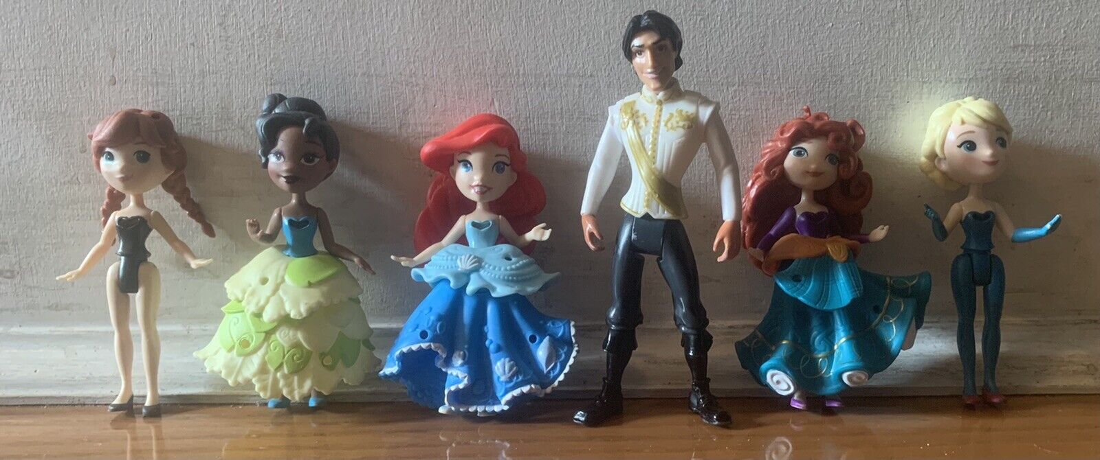 Lot of 6 Disney Princess Little Kingdom Mini Doll MIX LOT’ Figures.