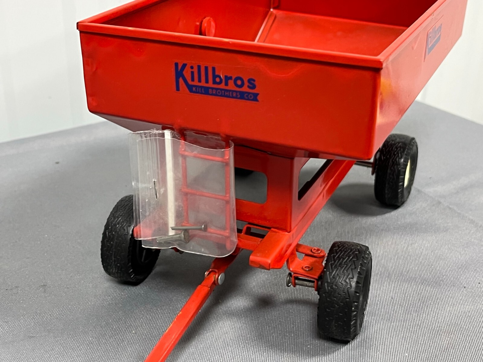 Killbros Equipment CUSTOM Gravity Wagon w Ladder 116 Cast Metal Ertl
