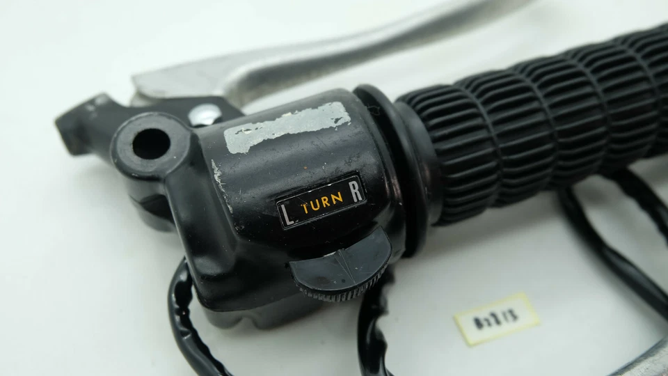 Empuñadura palanca interruptor izquierda derecha KAWASAKI G7 G3 MT1 KV75 KH100 G3SS G3TR F2 F3 Foto 3 de 4