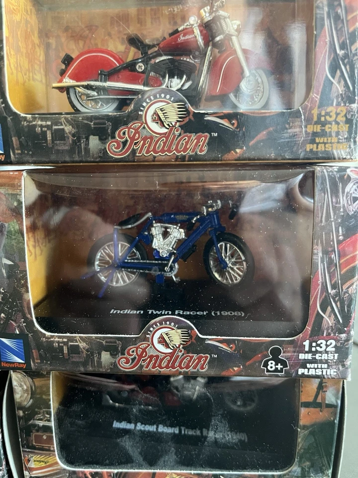 Konvolut 9x New Ray INDIAN  Motorrad Modelle Maßstab 1:32 - Bild 4 von 4