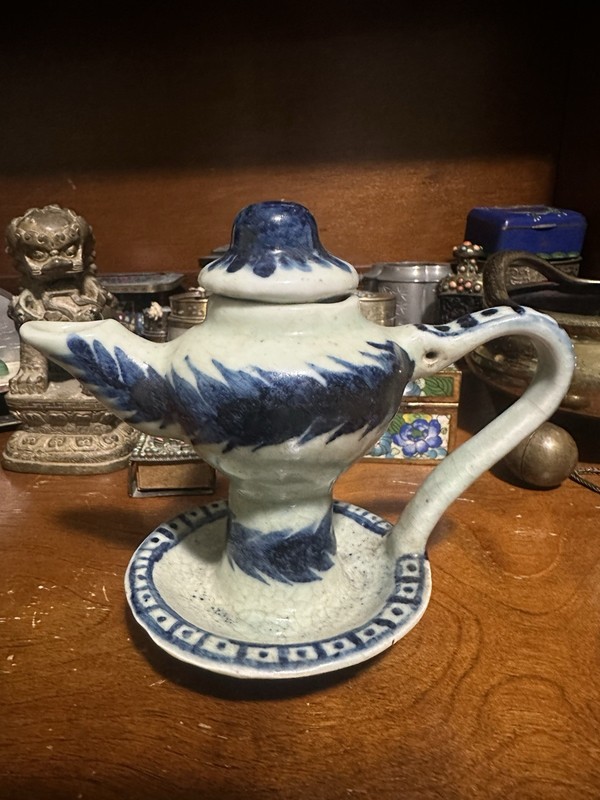 Antique Chinese Blue and White Porcelain Oil Lamp Old Lines
