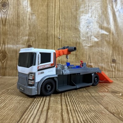 Matchbox Action Drivers Matchbox Tow & Repair Truck Tow Crank Works 12 